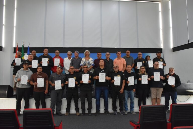 Grupo Paz Capacita Agentes de Segurança e Policiais Militare...