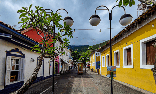 Ilhabela: Explore o Centro Histórico e sua rica cultura e hi...
