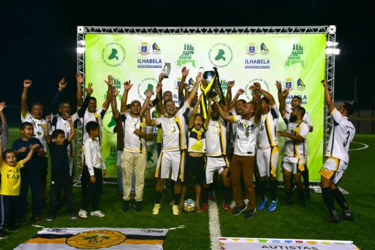Santa Luz conquista título da 2ª Divisão em Ilhabela com fav...