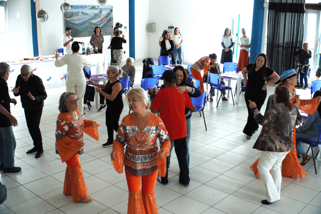 Baile de Máscaras Celebra o Mês da Pessoa Idosa em Ilhabela