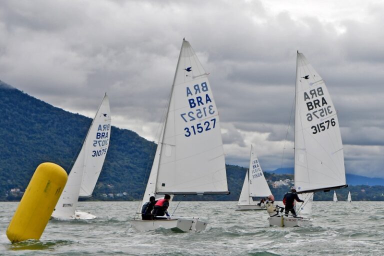 72º Campeonato Paulista de Snipe em Ilhabela: 20 a 22 de Nov...