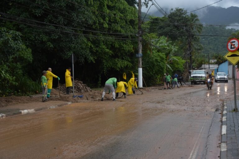 Alerta Ilhabela: Risco de Leptospirose Após Chuvas e Alagame...