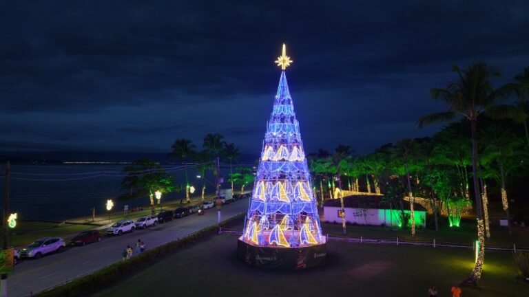 Prefeitura de Ilhabela: Horários Especiais do 4º Natal Luz