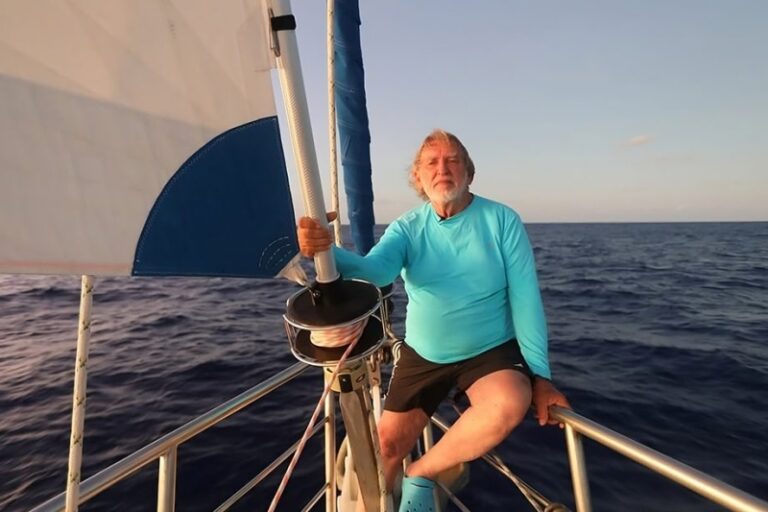 Aleixo Belov chega a Ilhabela nesta sexta (30) após travessi...