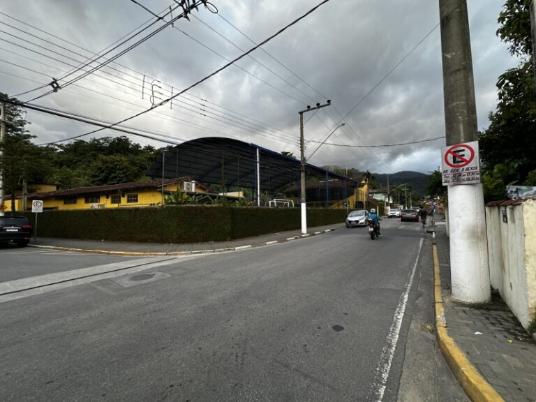 Interdição Parcial da Avenida Faria Lima em Ilhabela: 27 e 2...