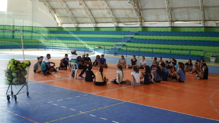 <p><strong>Inscrições Abertas para Escolinhas Esportivas em ...