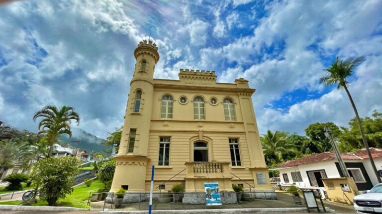O que fazer em Ilhabela com chuva?