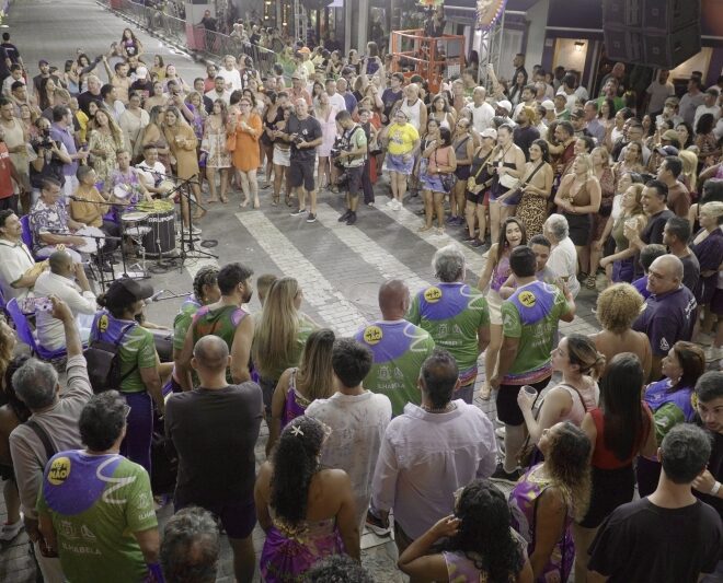 Ilhabela Agita com Marchinhas, Blocos e Desfile de Samba