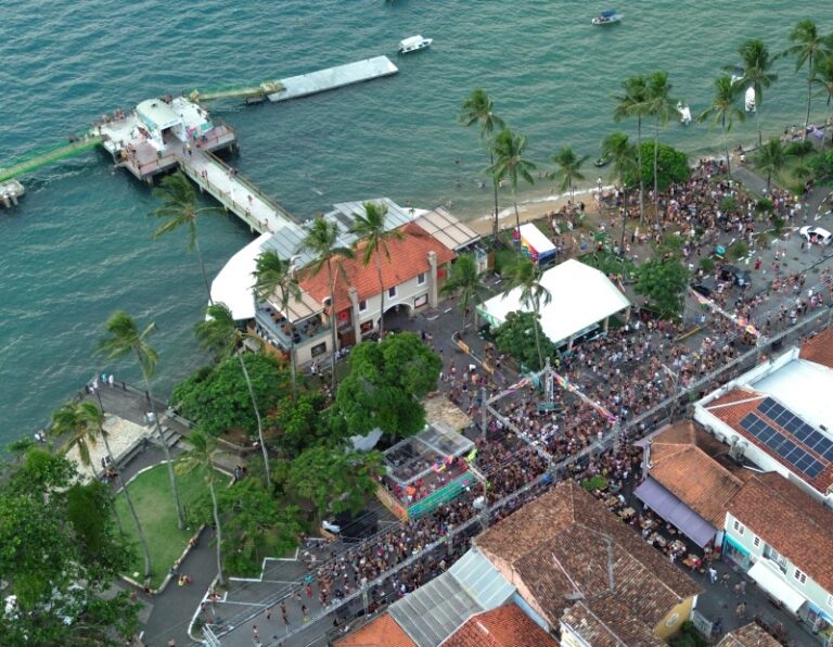 CarnaIlha: Folia em Ilhabela começa sábado (14) nas praias e...