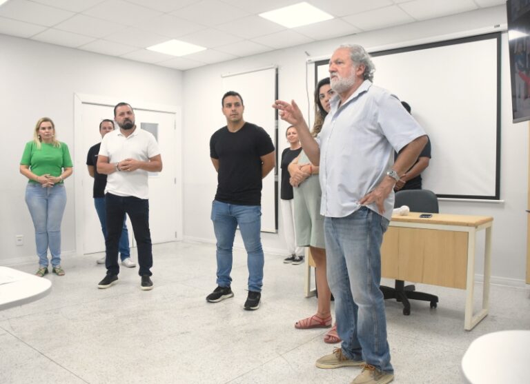 Nova turma de UX no Ilhabela Tech: 35 alunos na IETEC