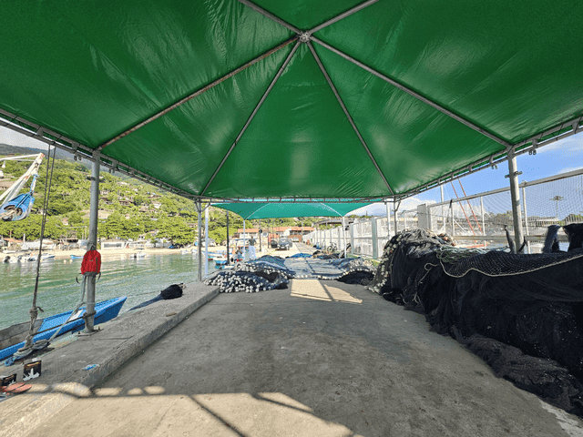 Ilhabela Instala Coberturas no Píer de Santa Tereza