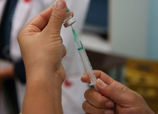 Vacinação contra dengue em Ilhabela agora para pessoas de 59...