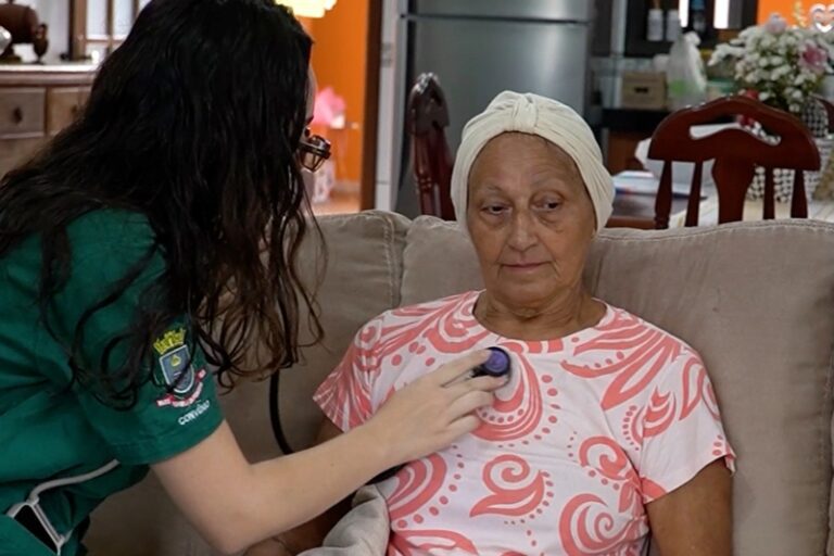 Transformação da Rotina de Dona Iraci e Seu Nicinho com Aten...
