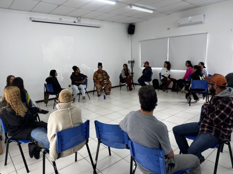 Oficina Afrominimalista: Professores de Ilhabela Unem Cultur...