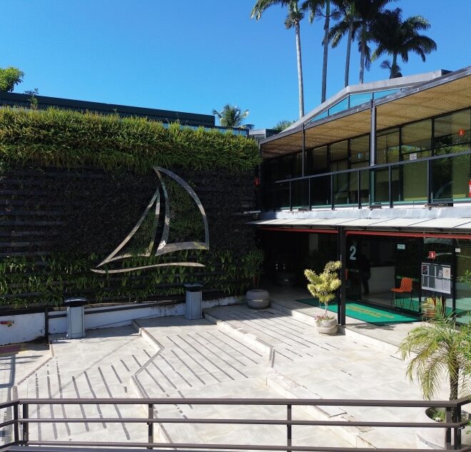 Ponto Facultativo em Ilhabela: 10 de Julho por Revolução Con...