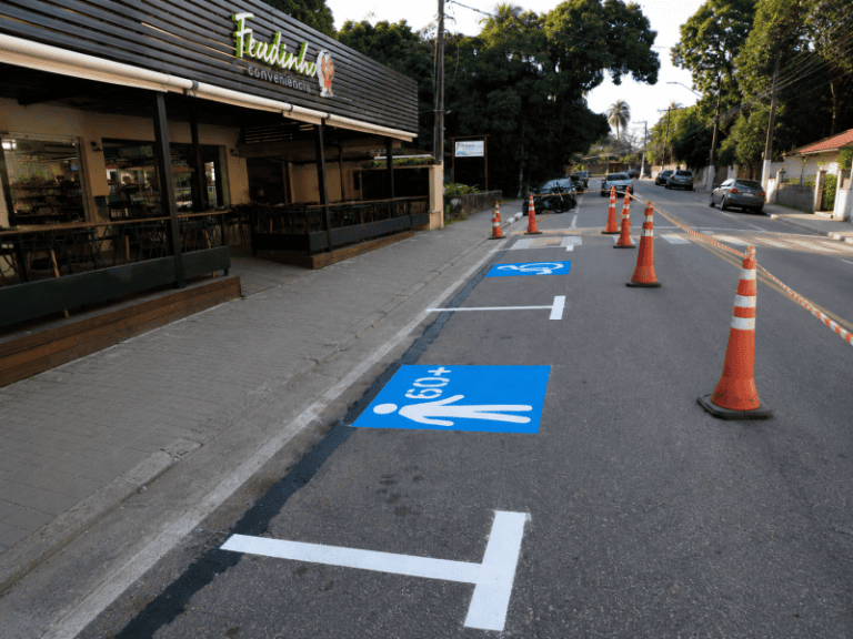 Novas Vagas de Estacionamento para Idosos e PCDs em Itaguass...