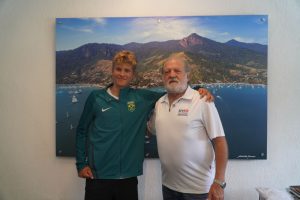 Erik Scheidt é celebrado em Ilhabela após conquistar título mundial de vela