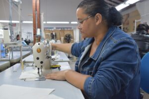 Cursos de Costura e Modelagem em Ilhabela: Início Segunda (10)!